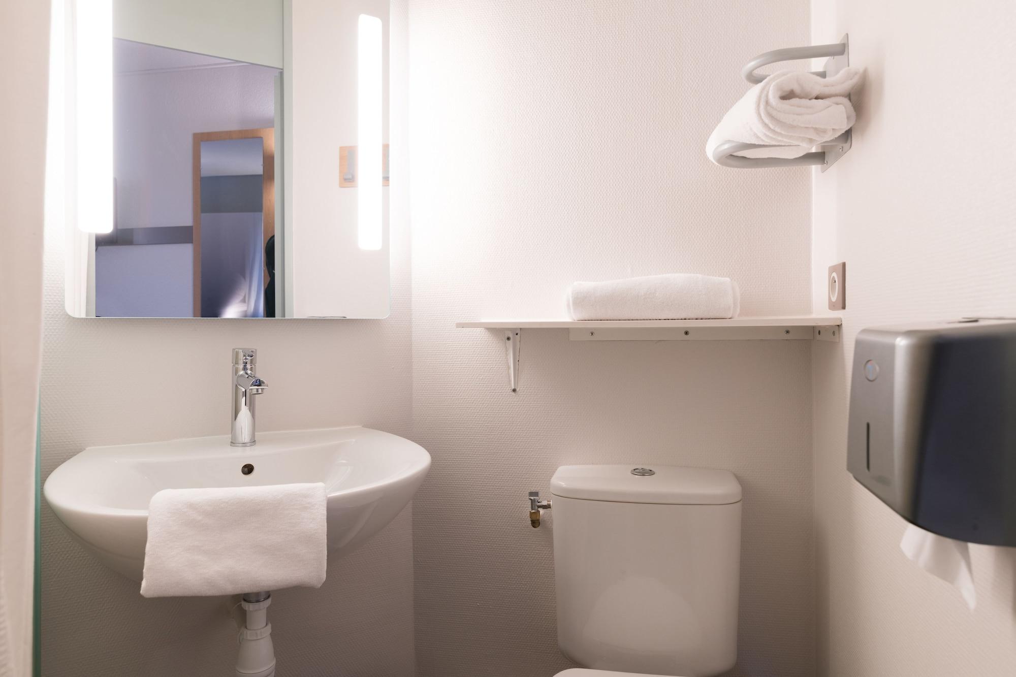 B&B Hotel Avignon 2 لو بونتيه المظهر الخارجي الصورة